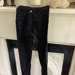 Lulu lemon align yoga leggings in good condition